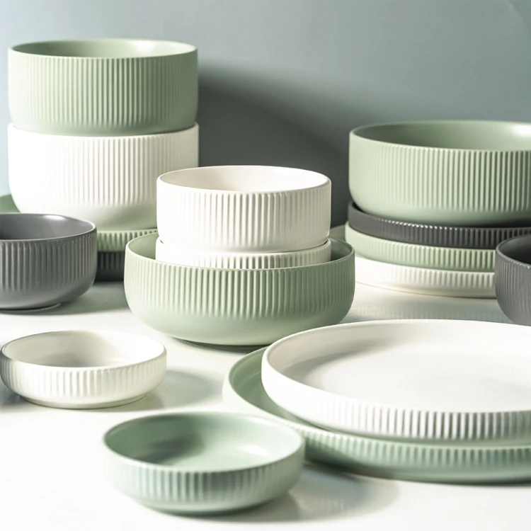 Factory customized Nordic luxury embossed multi color ceramic tableware set for home  restaurant hotel