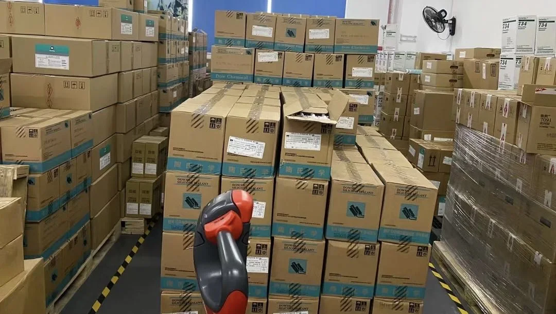 Molykote 111 Compound lubrication grease for control and pressure plug valves, water softener  and faucet valves