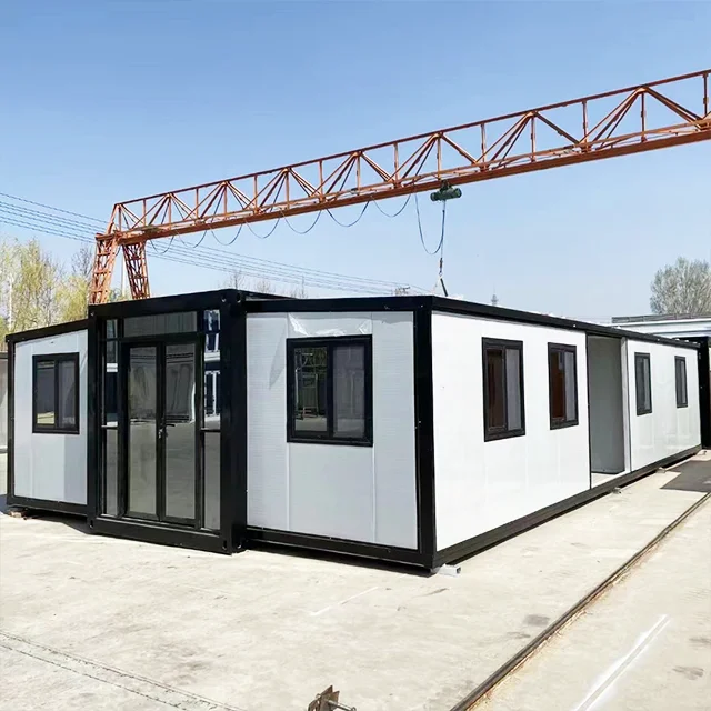 Factory Custom 40ft Expandable Mobile Folding Container Portable Prefabricated Houses prefab Home Hotels Sandwich Panel