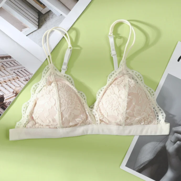 Girls Wireless Soft French Style Lace Padded Bra Women Seamless Thin Bralette Deep V Bra Underwear
