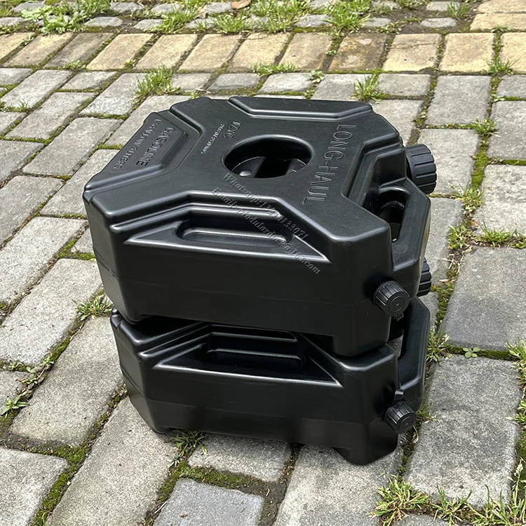 Plastic jerry can pictures and photos