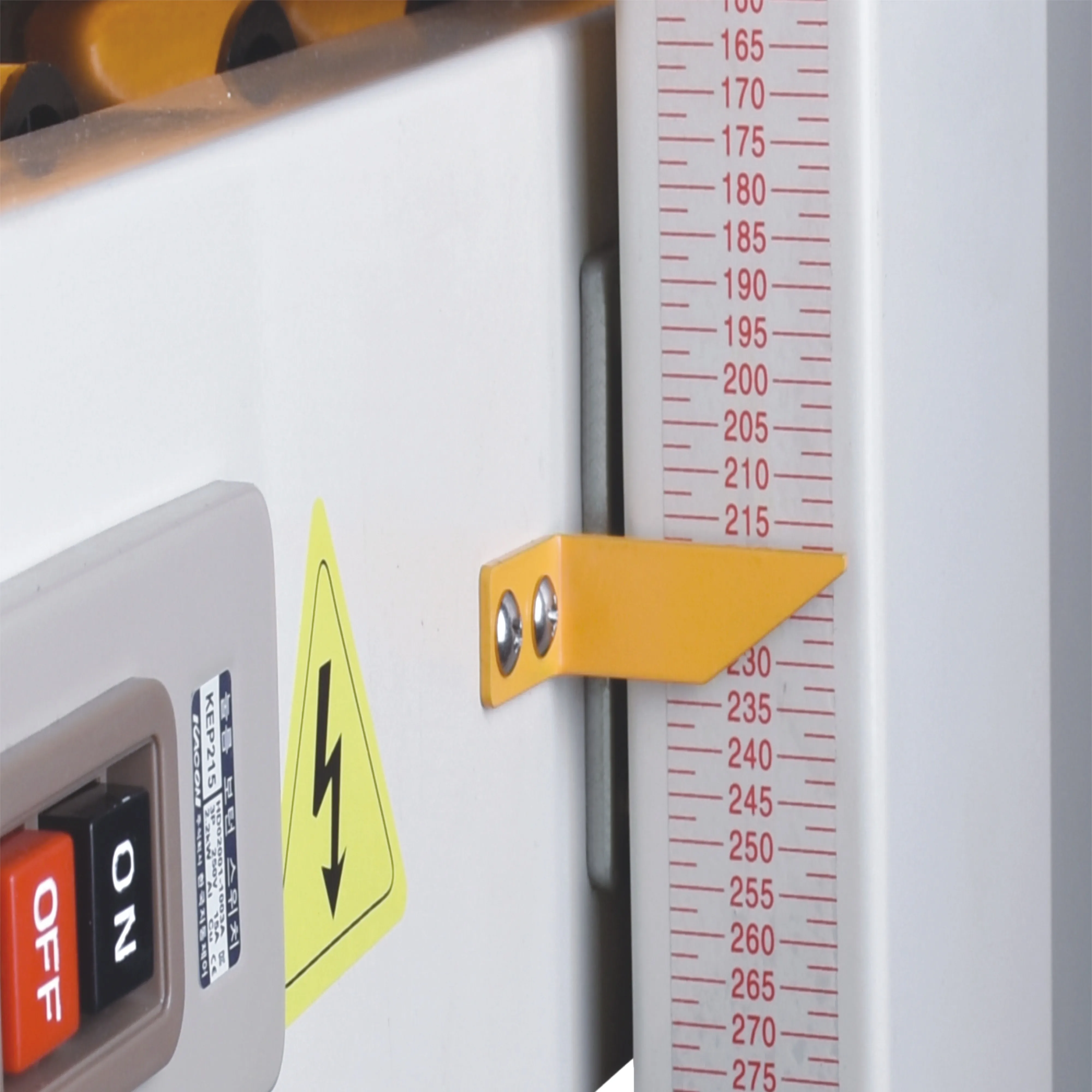 Semi Automatic Top And Bottom Drive Belt Adhesive Tape Sealer Case Box Carton Sealing Machine