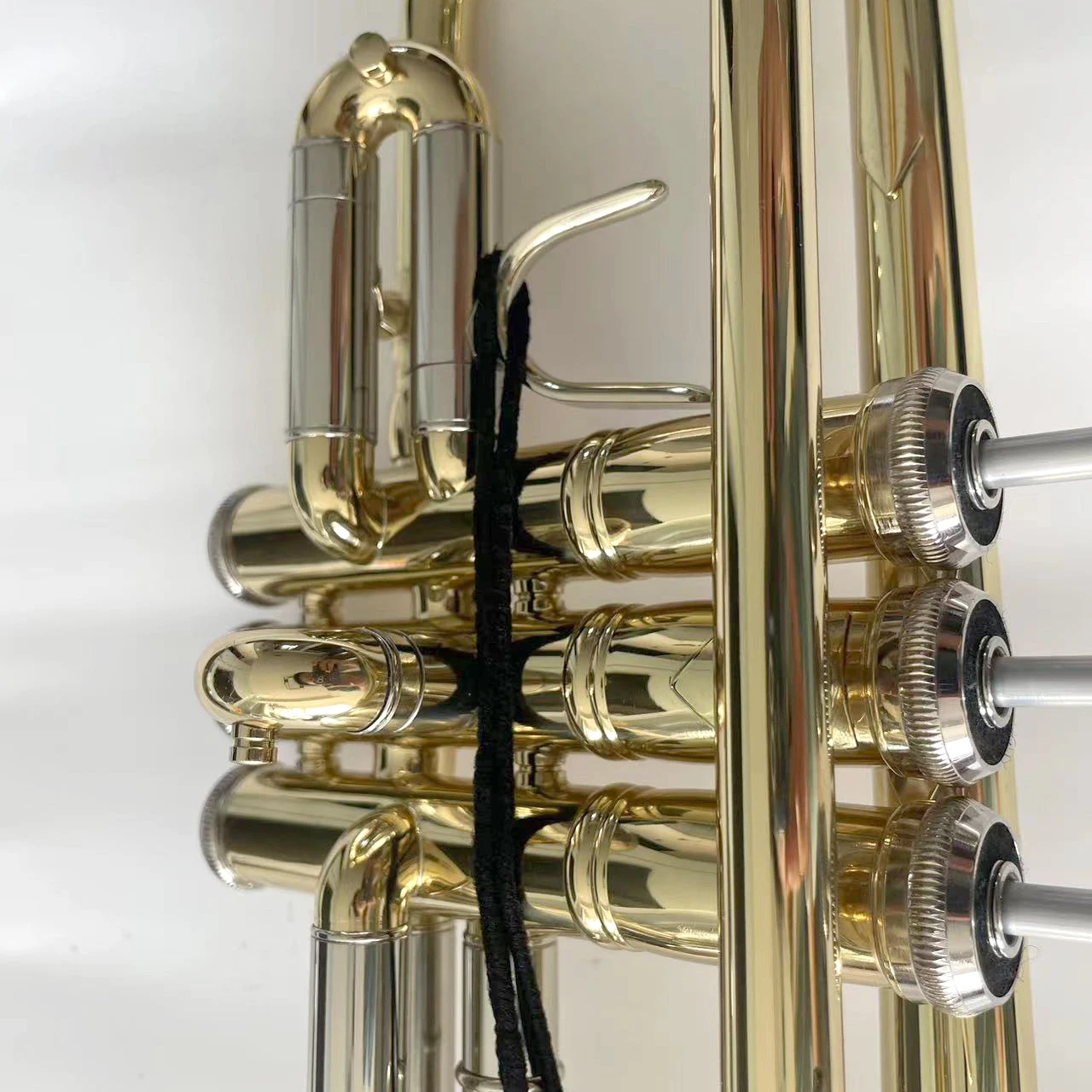 Manufacture production new model higher standard C gold lacquer trumpet