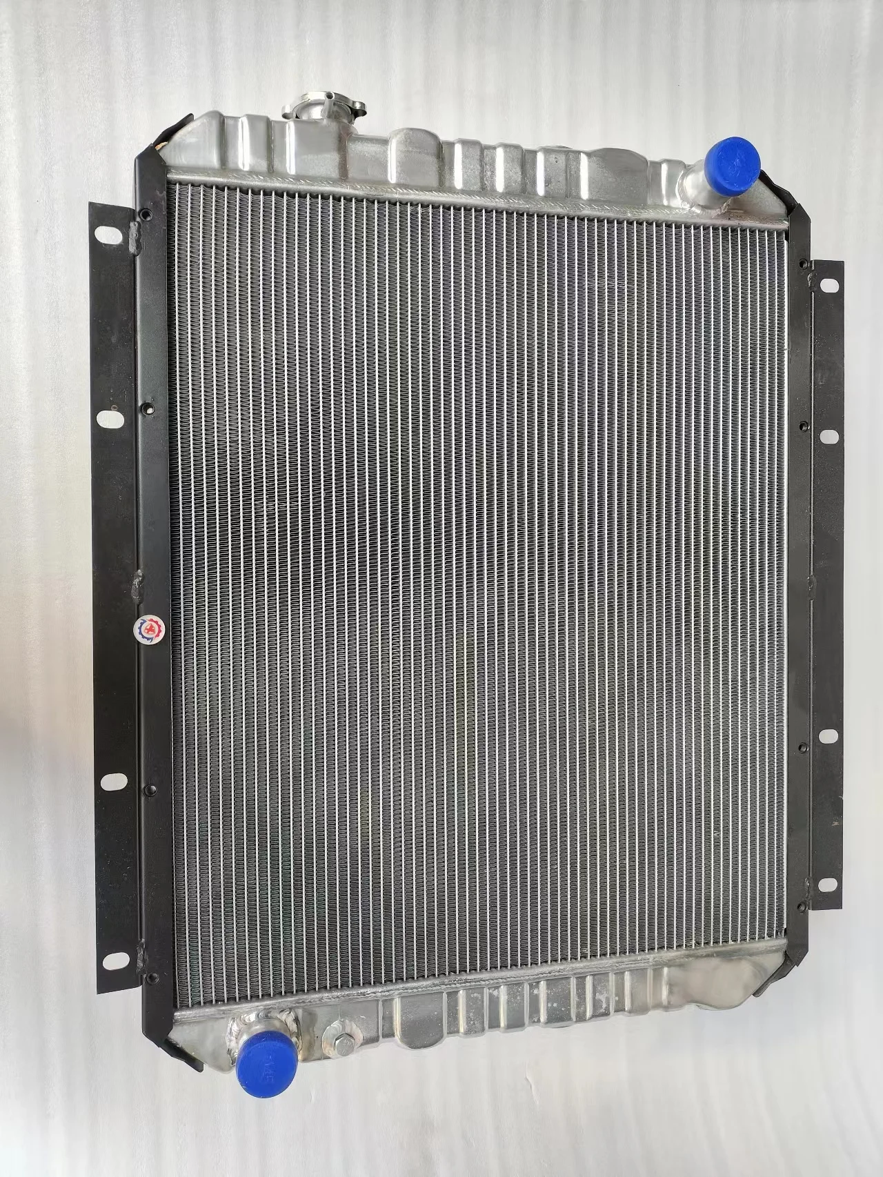 Engine Parts  EX200-1 Radiator for Water tank with High Quality