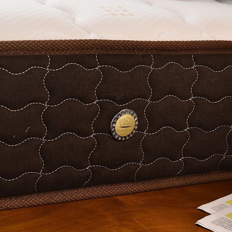 Guangzhou Hot Sale OEM high quality spring latex Queen King double Size Bedding Memory Foam Mattress for 5 star dubai hotel