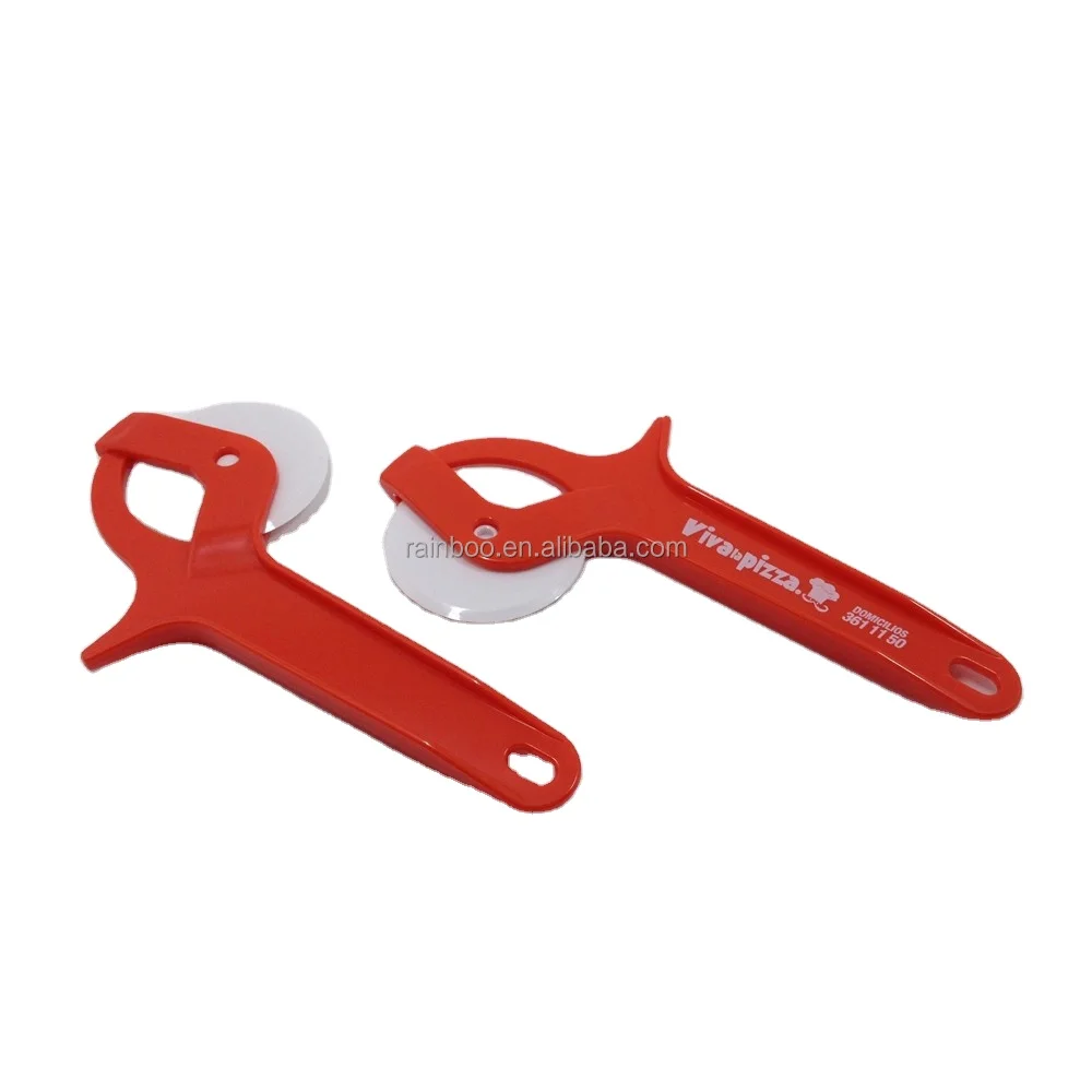 Promotional cheap logo printed disposable plastic blade pizza cutter with handle