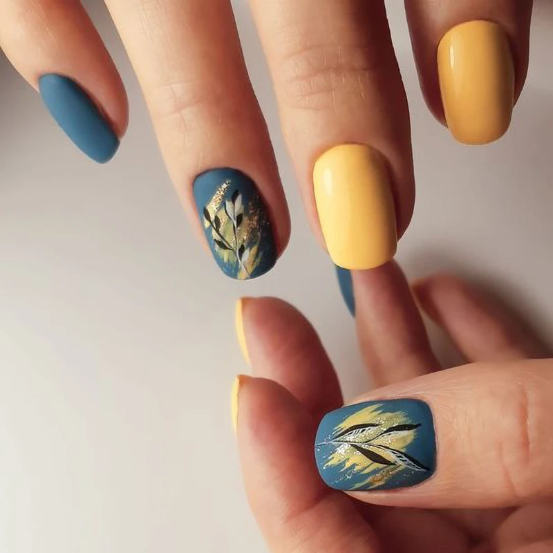 Ins Hot 24pcs/set Short Square Nails Tips Private Label Artificial False Nails For Girls Press On Nails With Glue