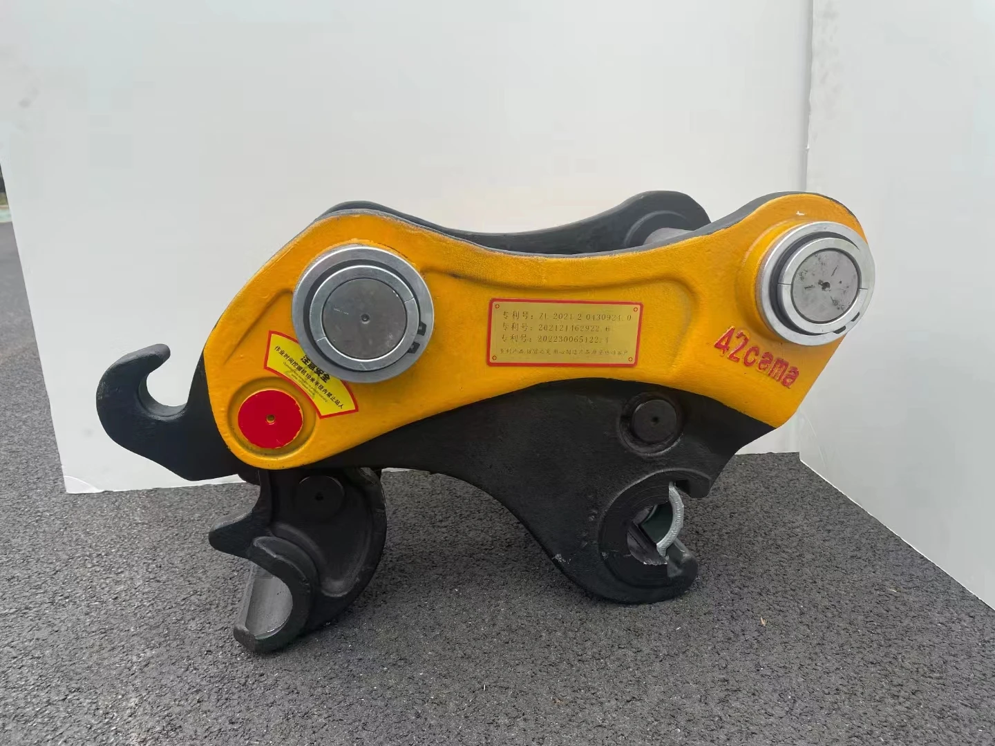 4-7 ton Excavator Hydraulic Quick Hitch Coupler with Double Safety Lock Excavator Attachments