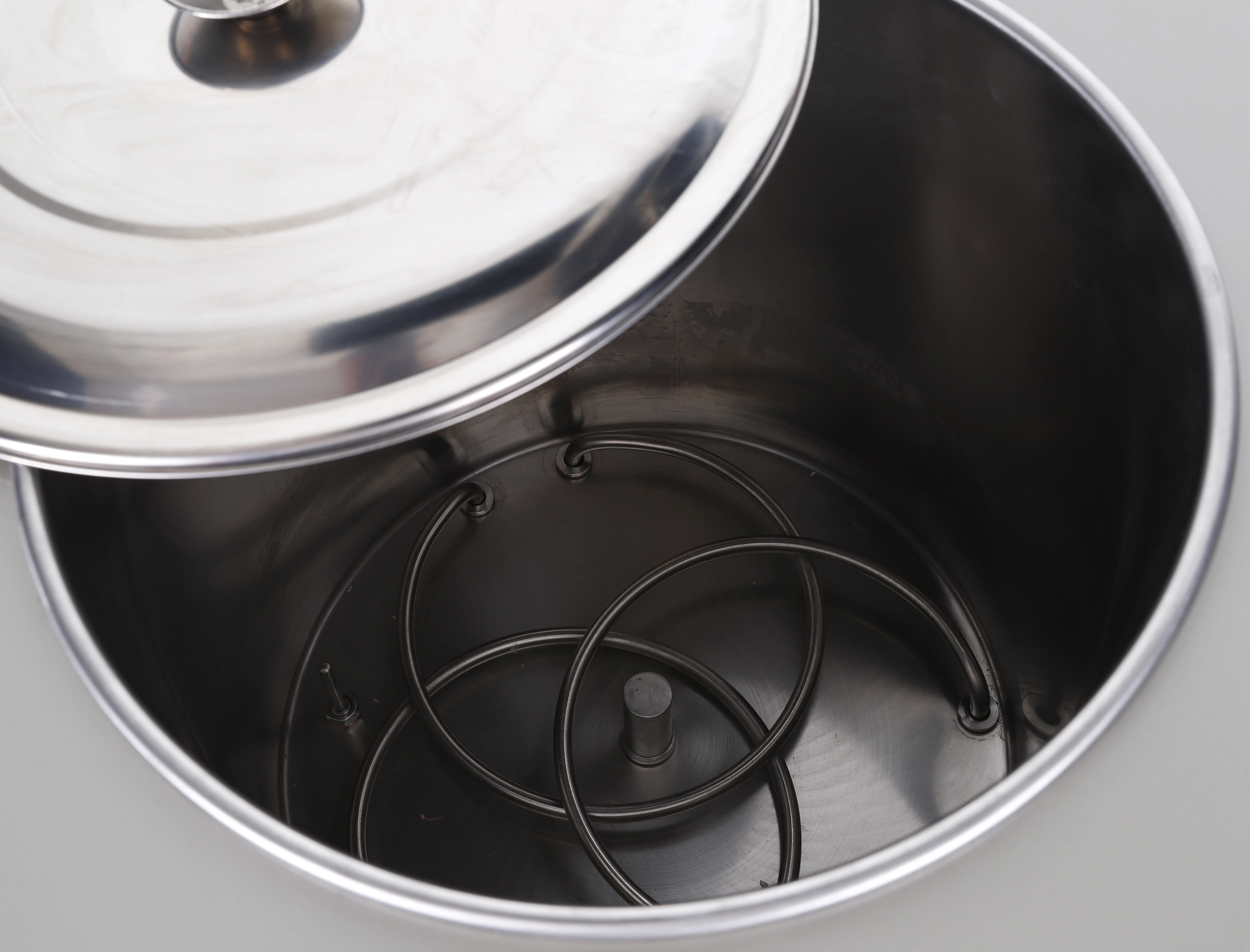 10L Bath 200 Degree Celsuis High Temperature Water Oil Heating Bath Circulator For 10L Jacketed Glass Reactor