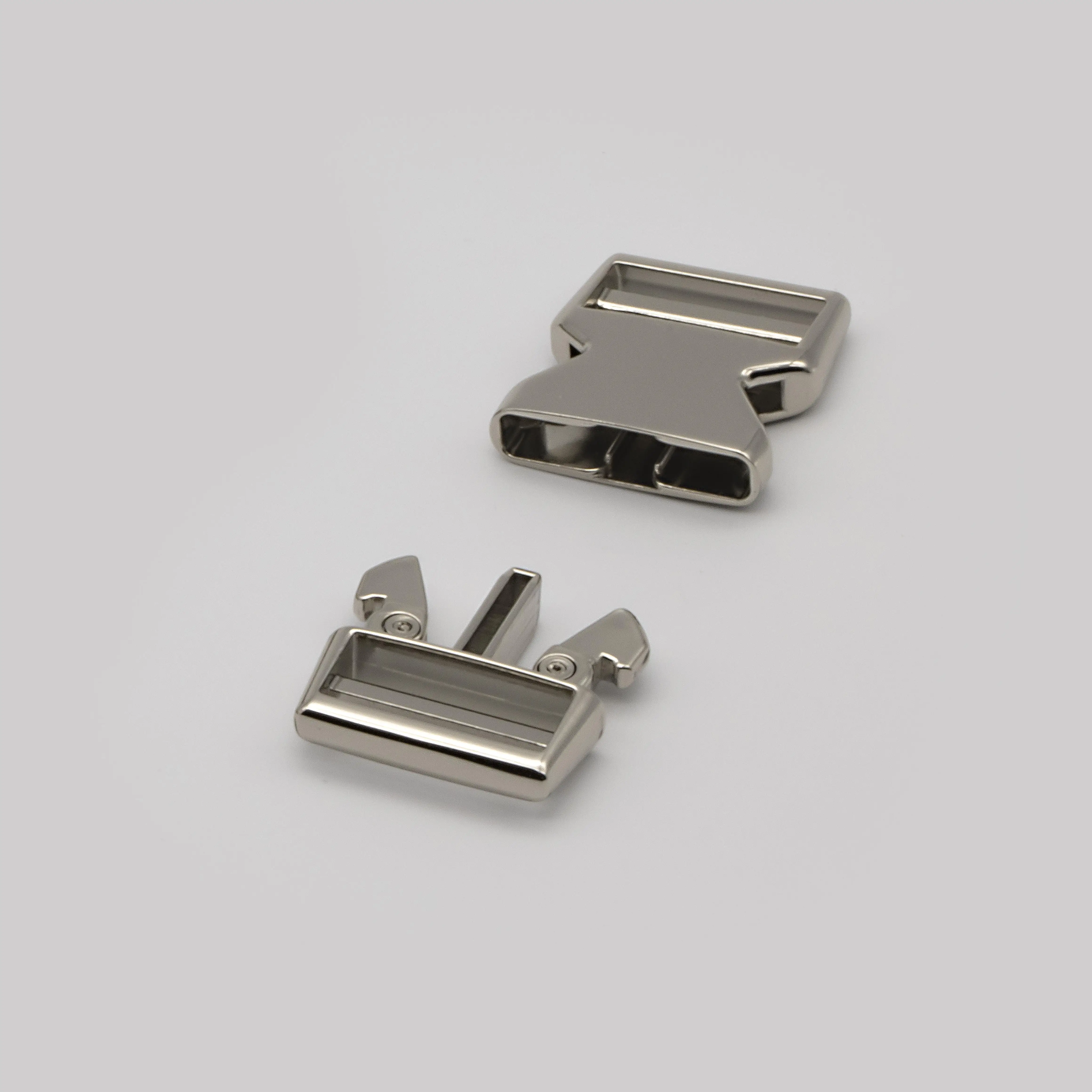 OEM Service Manufacturer Pressure Buckle Mold Parts Zinc Alloy Die Casting