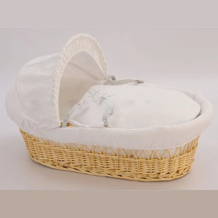 Eco-friendly wicker bassinet baby carry basket wholesale wicker baby carry bed