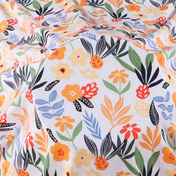 Wholesalers Hawaiian Free Sample Cheap Price Customization Printed Soft Hand Feel Woven 45s 100% Rayon Floral Fabric