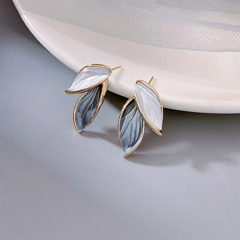 New Arrival Metal Trendy Fresh Lovely Sweet Grey Leaf Dangle Earrings For Women Fashion Metal Jewelry