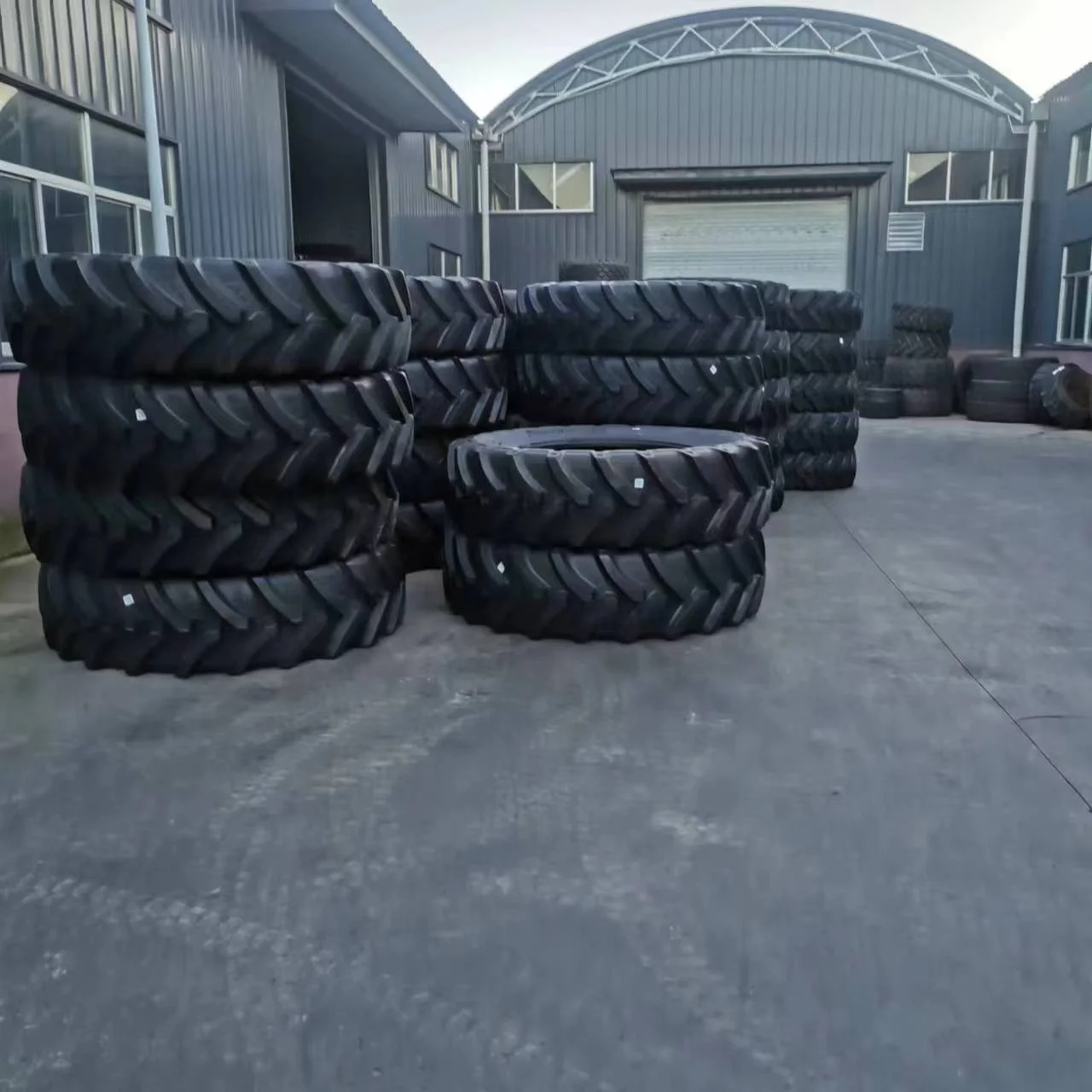 540/65R28 R-1W QH711 new chinese radial Agricultural tire farm tractor harvester tyres could match rim