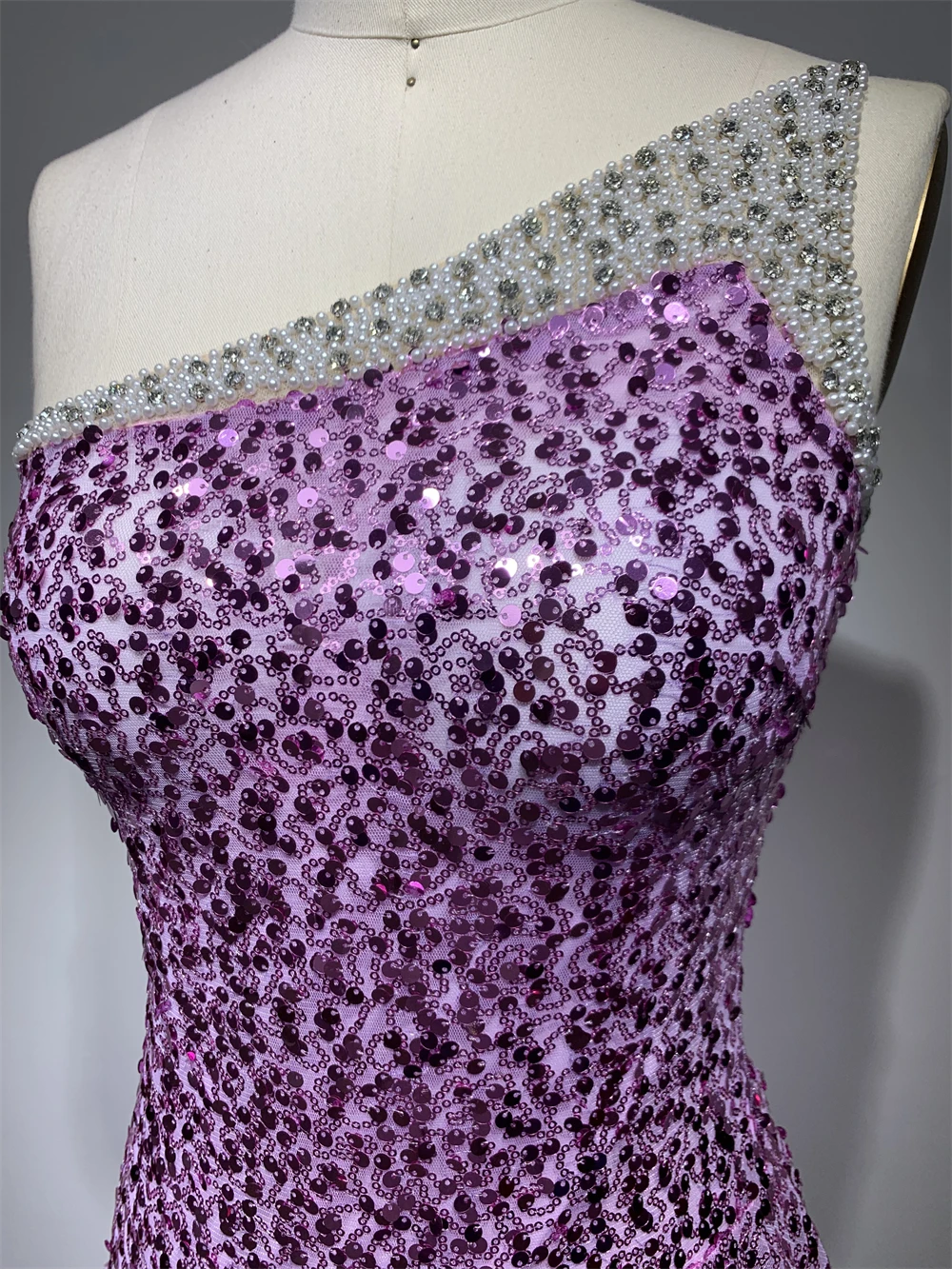 Top Quality Celebrity  Crystal Slip Feathers Sequins Night Club Bodycon Party Dress