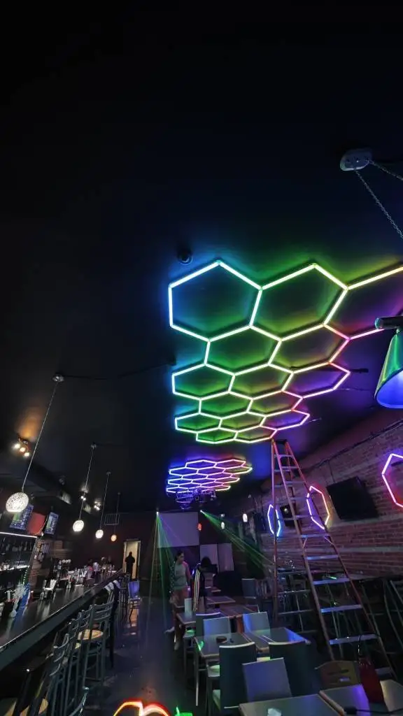 SUEZ Professional rgb hexagon lights for car workshop light