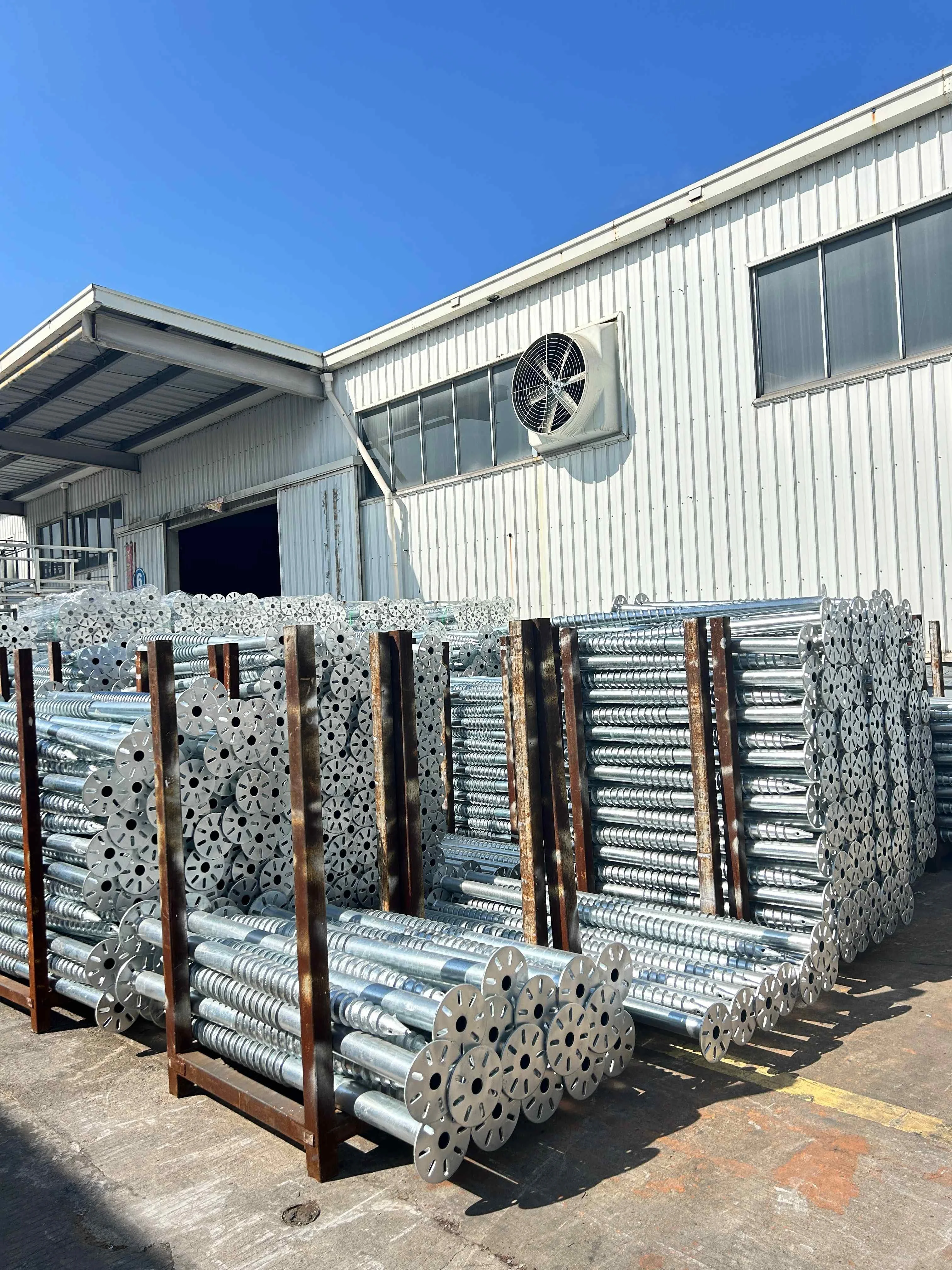 UISOLAR High Quality 76MM Q235 Galvanized Steel Earth Anchor Ground Screw Piles With Flange For House Foundations