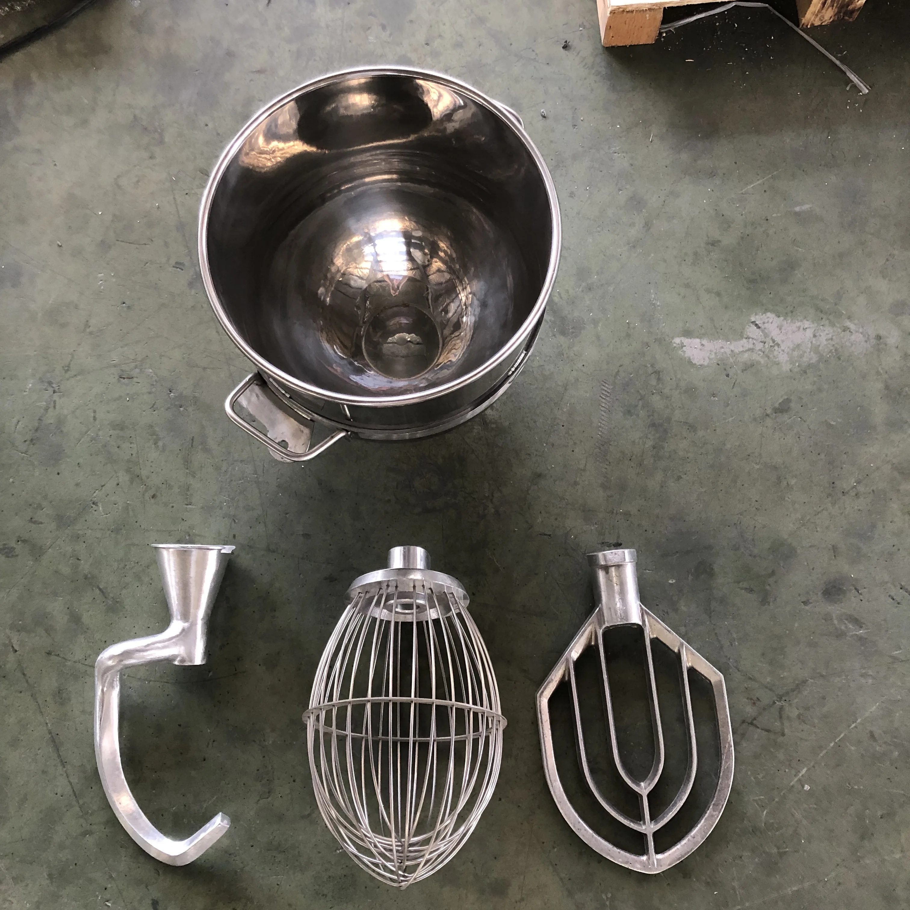 Batidora industrial commercial 10l 20l 30l 60l 80l kitchen stand planetary food batter bread dough cake mixer machine for bakery