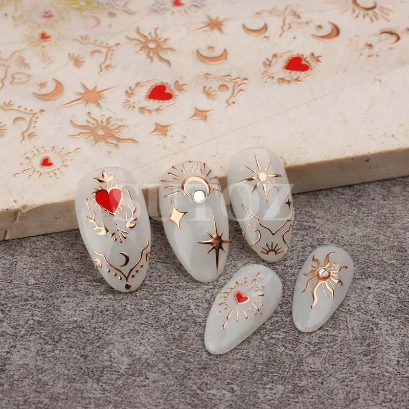 2024 New Arrival Gold DIY Nail Art Stickers & Decals For Nails Nail Decor Sticker Sun Moon Star Flowers Golden