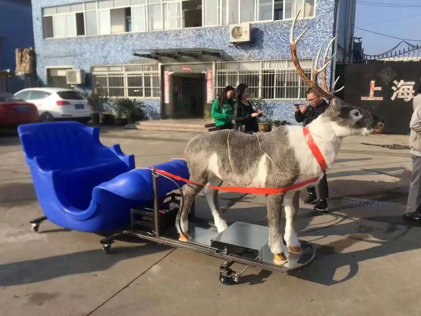 Электрический автомобиль с новым дизайном