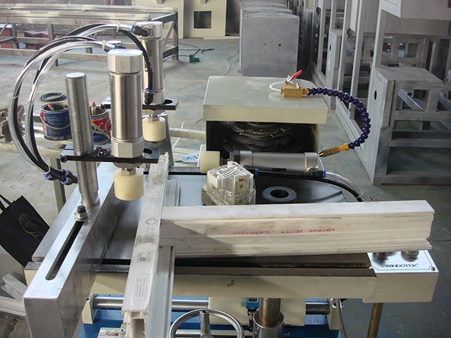 pvc plastic Aluminum Profile Windows and Doors End face Milling Machine