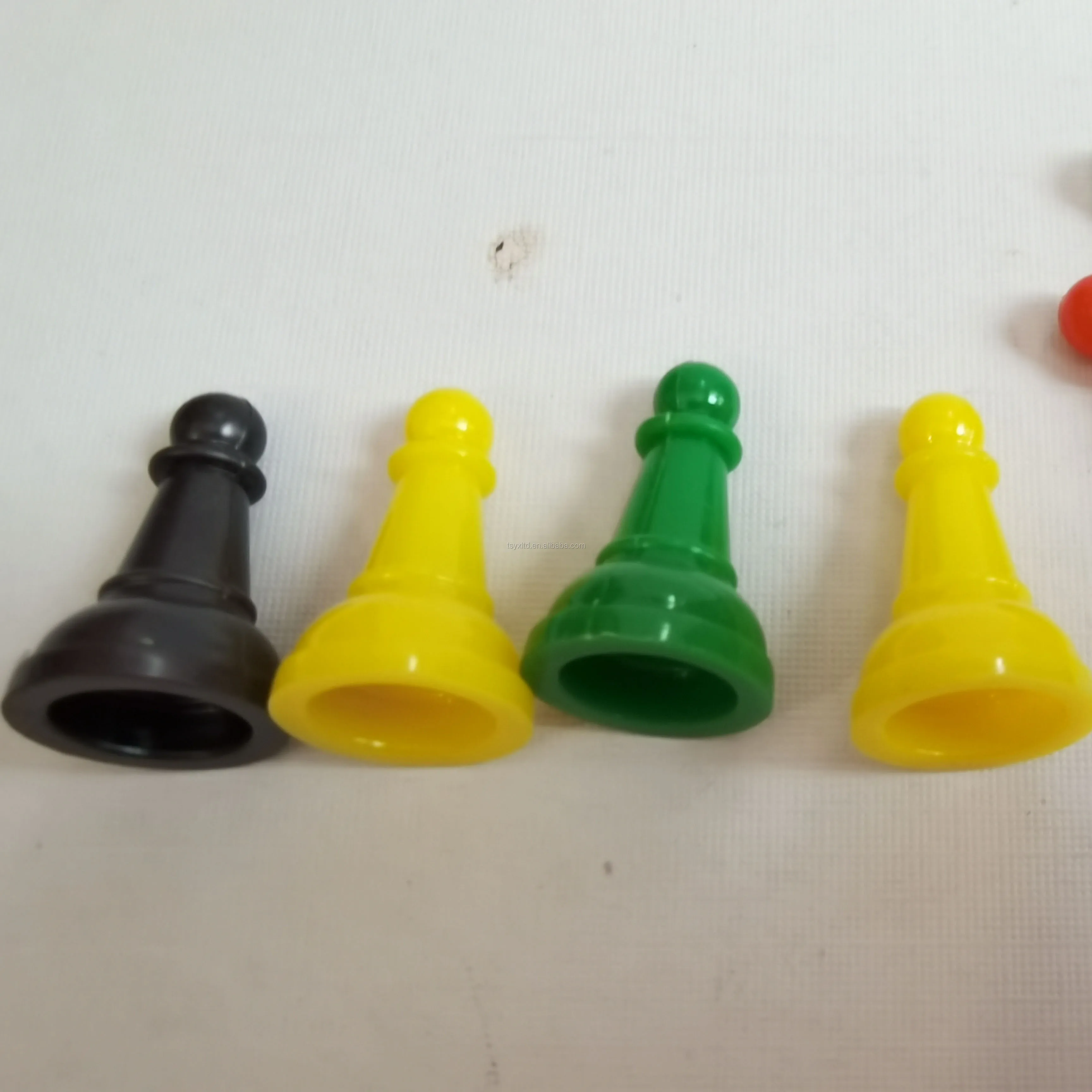 boardgame pawns plastic 