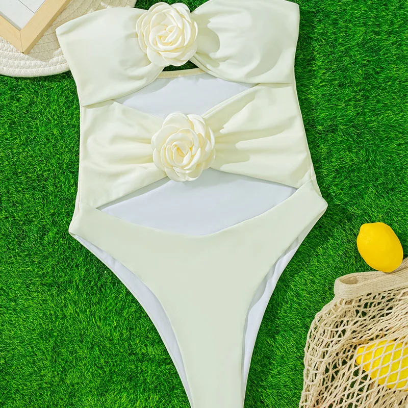 One Piece Swimsuit Strapless Off The Shoulders Bandeau Swimwear Decorate With 3D Three-Dimensional Flowers Middle Bikini