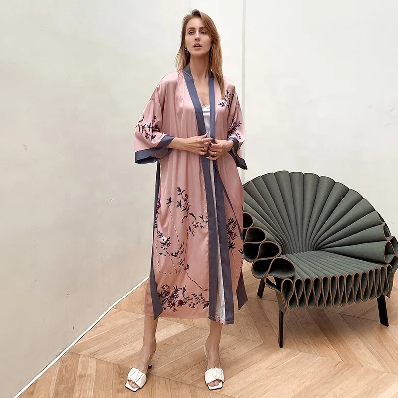 custom sexy women robe fashionable satin silk kimonos for ladies