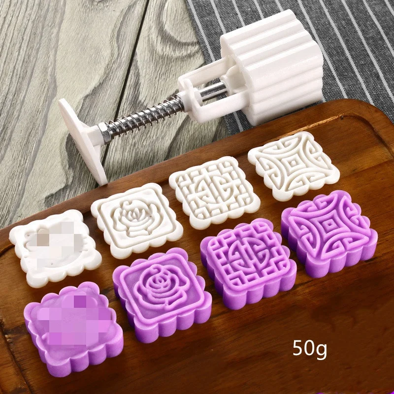 Hot Sale 50g Moon Cake Mold Round Stamp Press Household Making Dessert Mould Kitchen Cake Maker Plastic Opp Bag Baking Tools