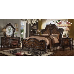 Longhao Wholesale European classical wooden carved royal King Size Bed sets Luxurious Wedding Bedroom Furniture