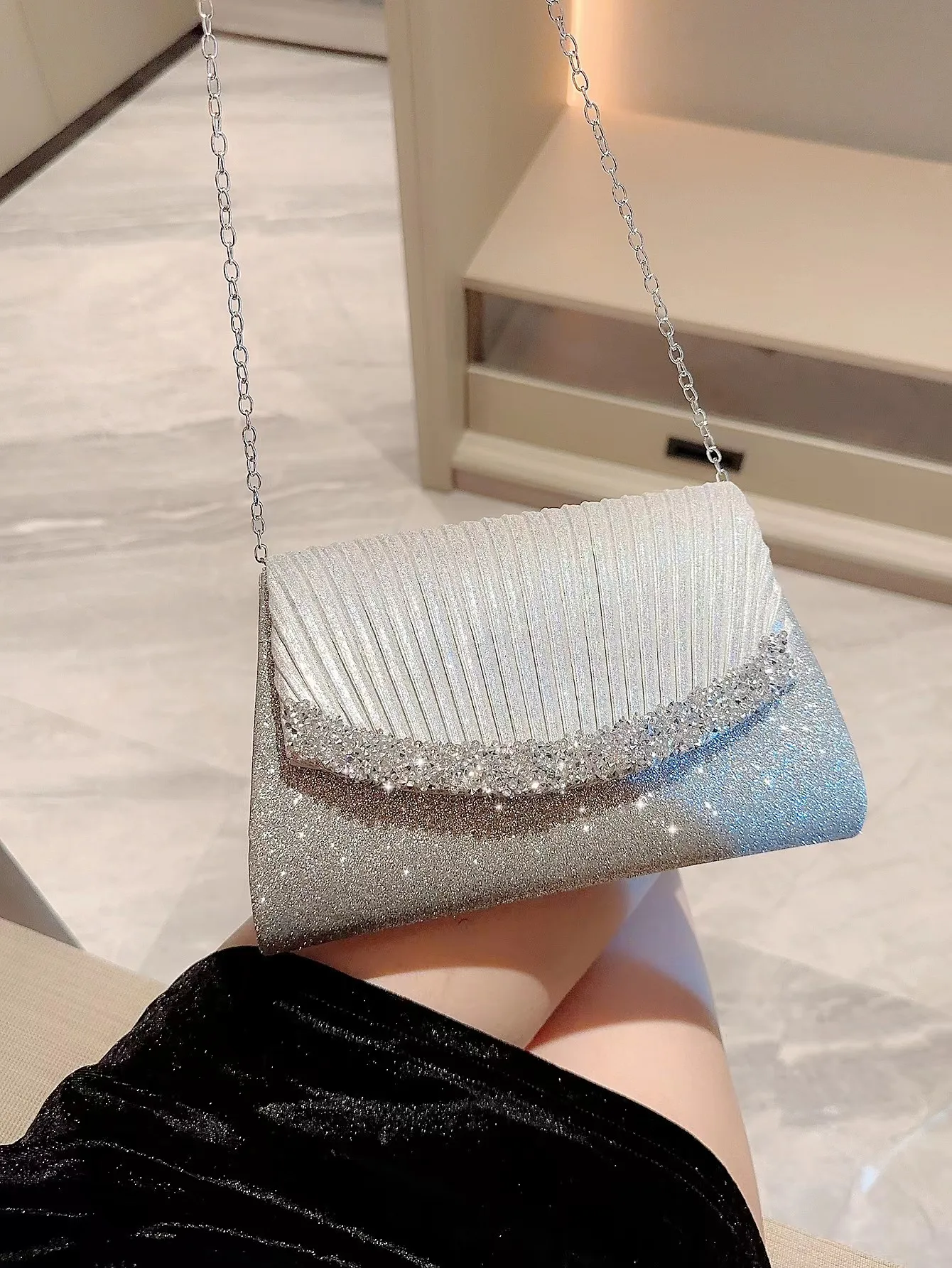 glitter bling chain crossbody bags women luxury pleated silver clutch rhinestone evening bags