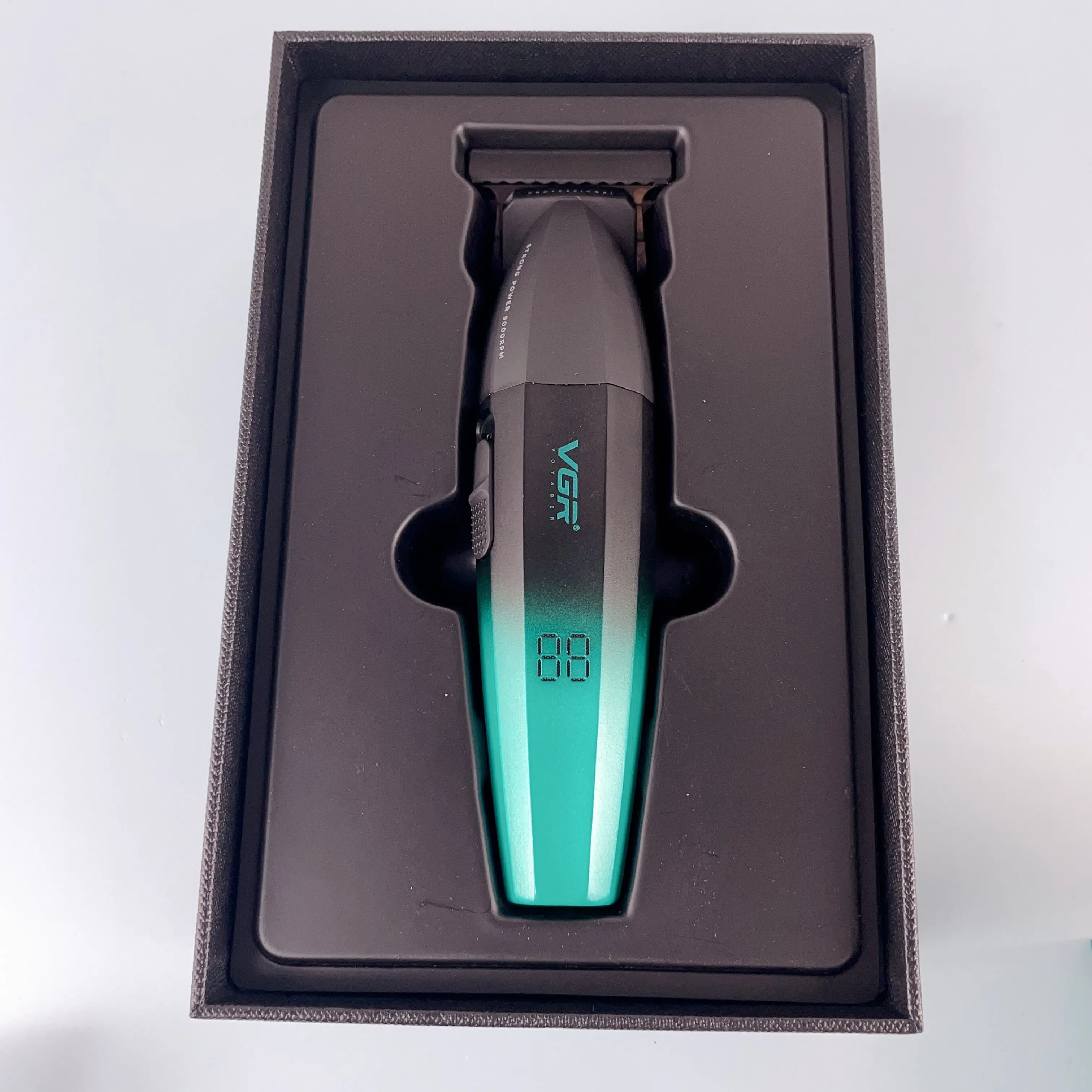 Vgr V-906 Powerful Electric Cordless Hair Trimmer Cut Machine Rechargeable Professional Barber Clippers for Men