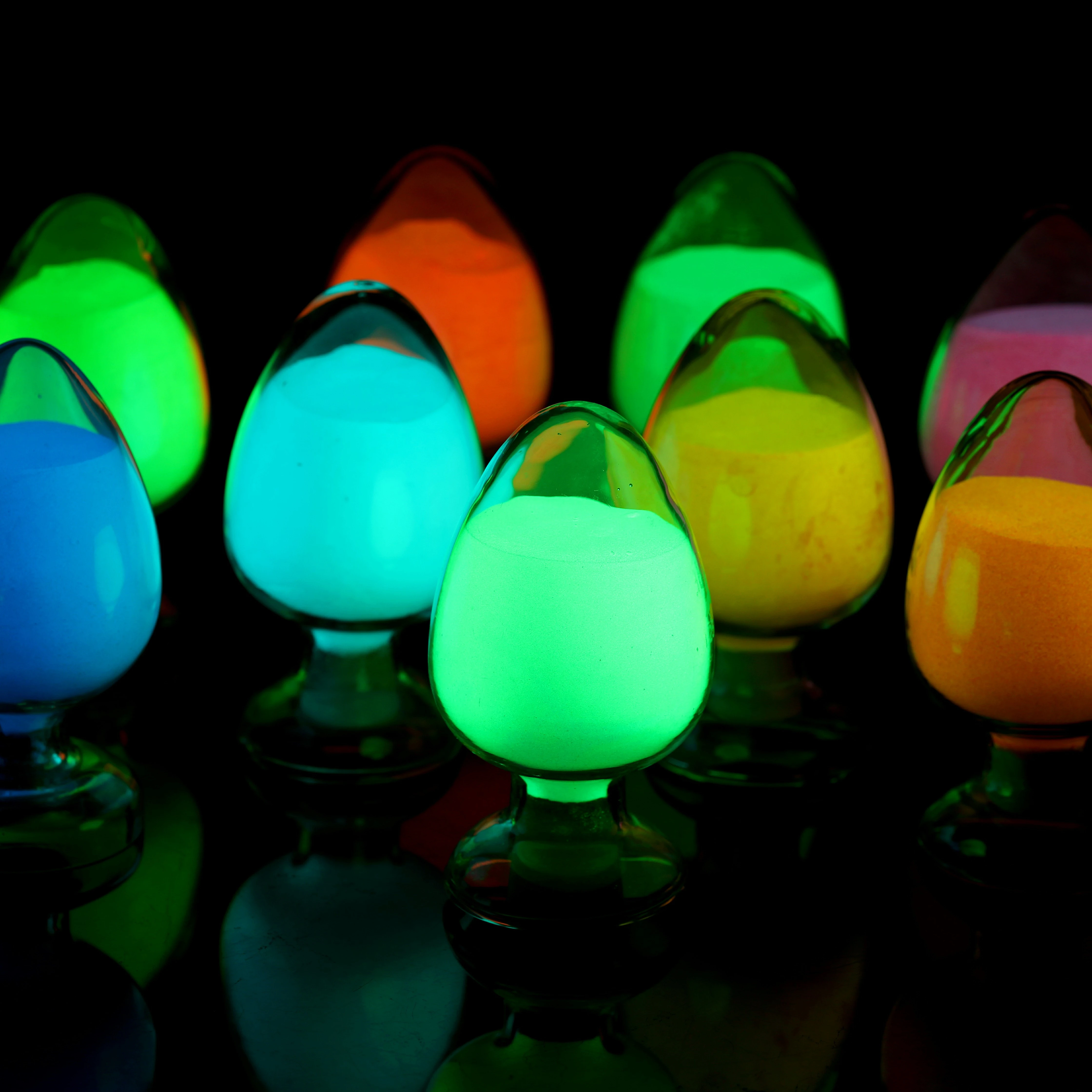 19 Colors Of Multi-Purpose Glow Pigment Night Glow Powder Glow In The Dark