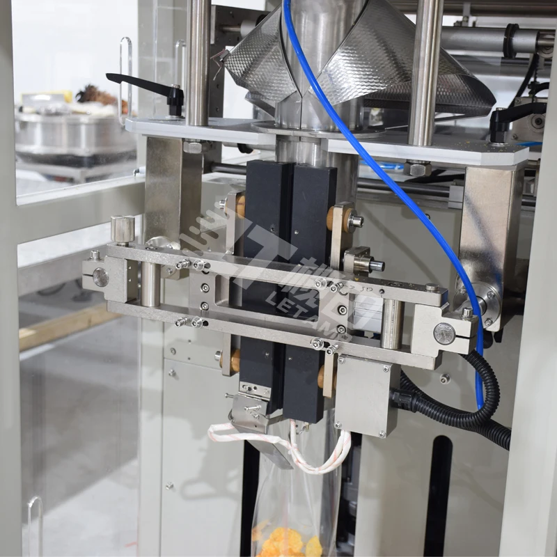 Вертикальная автоматическая упаковочная машина для хлопковой конфеты