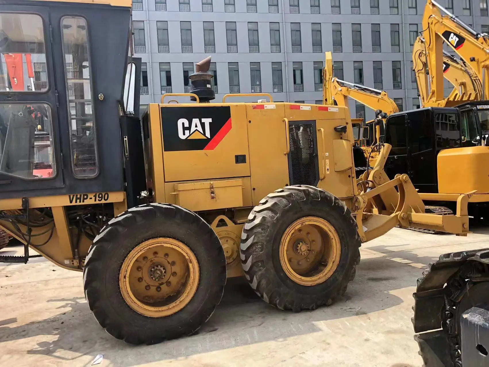 Hot Selling Good quality CAT 140K motor grader japan used cheap caterpillar usa 140G 140K 140 motor grader for sale