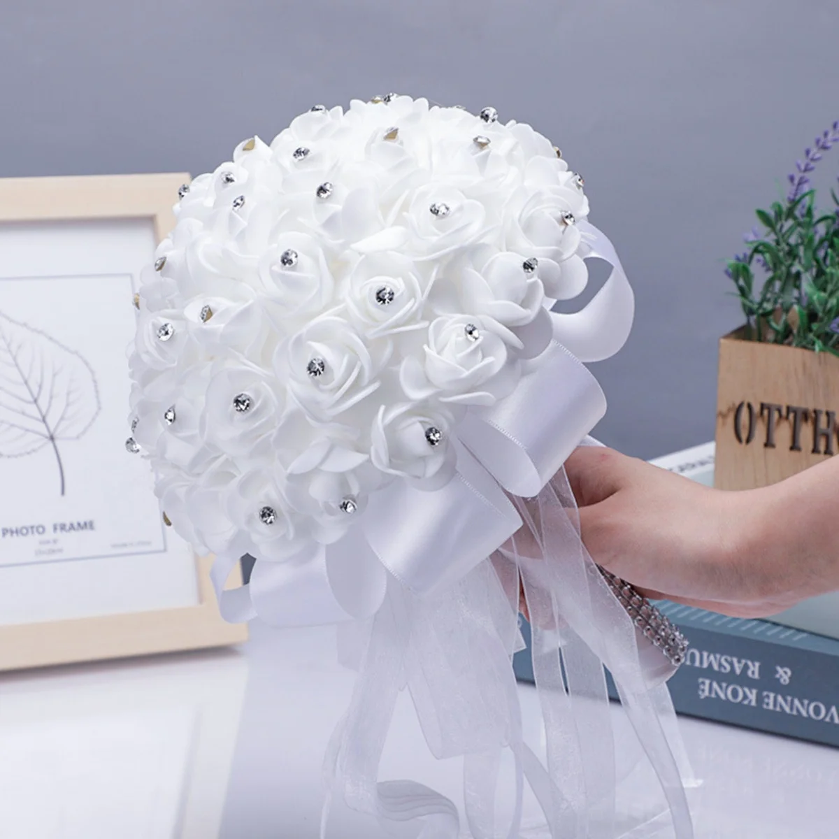 Handmade Crystal Ribbon & Rhinestone Wedding Bouquet Bridal Artificial Flowers for Bridesmaids Wedding Decorations