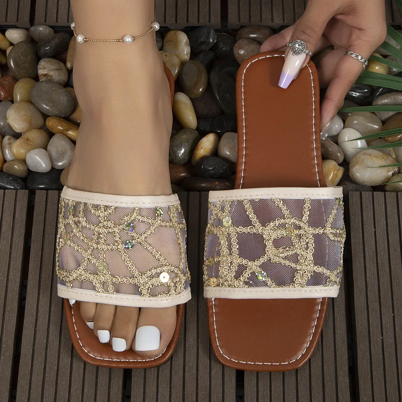 2023 Summer New Style Fashion Flat Women Slippers Trendy Women Sandal Slippers