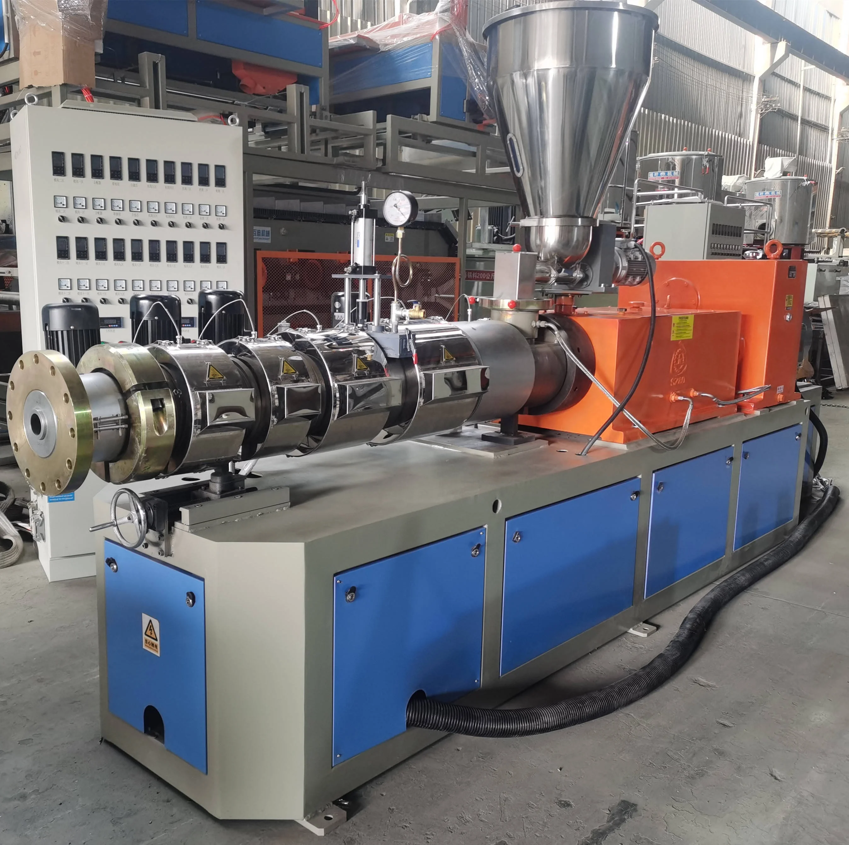 Конический двойной/двойной винтовой пластиковый экструдер SJZS65/132 Диаметр винта 65/132 мм ПВХ пластина/доска/Профиль/экструдер для