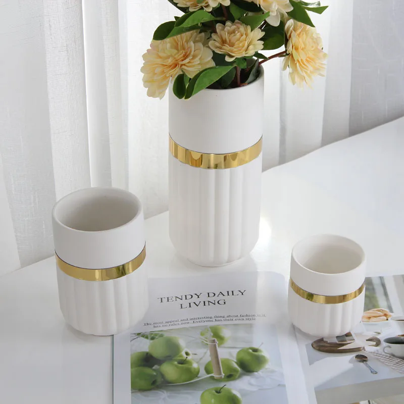 European Style Modern Tabletop White Gold Luxury Cylinder Ceramic Flower Vase for Home Decor
