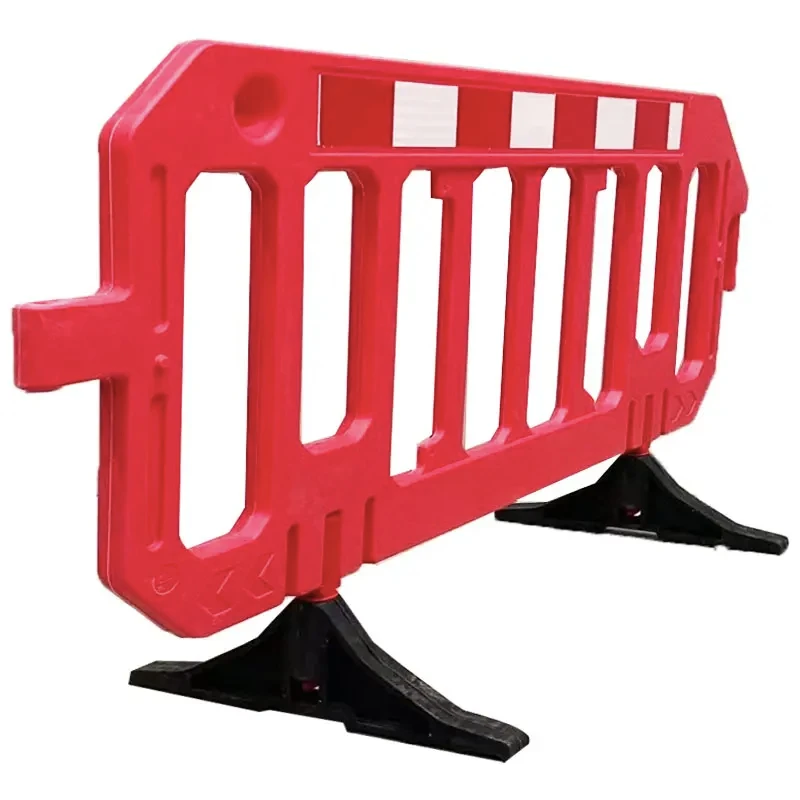 Outdoor Traffic Safety Plastic Barricade Length 1950cm Red Polyethylene Vehicle Portable Barrie