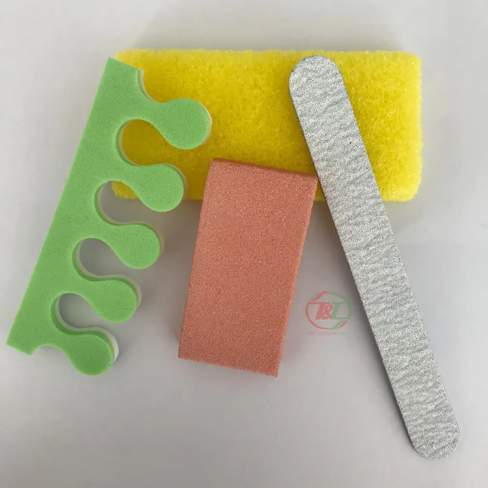 Pedicure set 4in1 3in1 set disposable pedicure tools kit and nails tools including nail buffer pumice toe nail file for sale