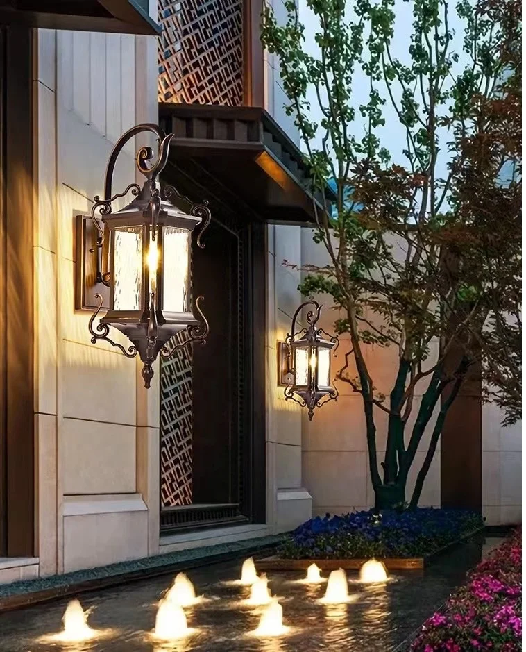 European style retro wall lamp villa outdoor lighting antique brass cabin wall outdoor door wall lamp