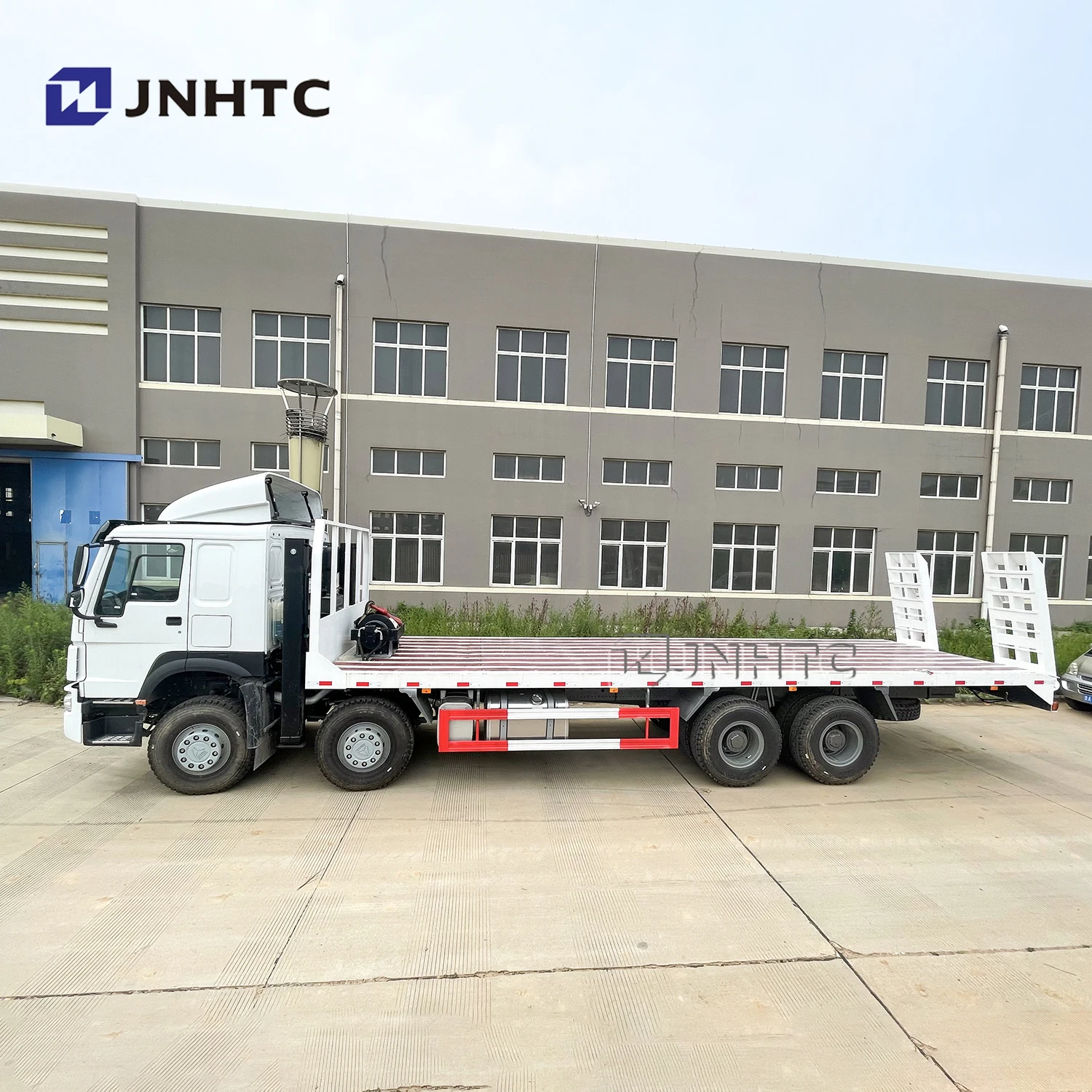 Flatbed Wrecker 8*4 Sinotruk HOWO Road Recovery Wrecker Truck China Made Truck for Sale