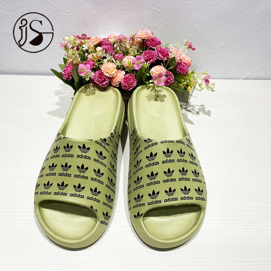 2022 summer men outdoor comfort slides customized printing logo and size beach men EVA slippers
