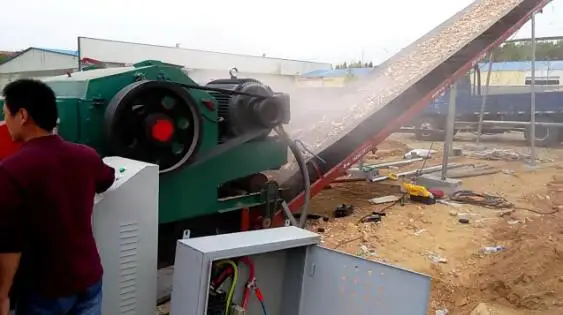 tree stump crusher  Simple maintenance Safe and reliable  Flexible operation  Excellent performance Powerful