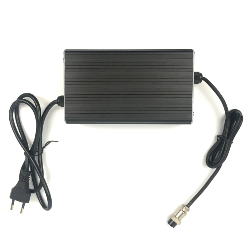 Multi Specification Power Plug Adapter Lithium Li-Ion Battery Charger 67.2V 5A Fast Charger For 60V electric scooter