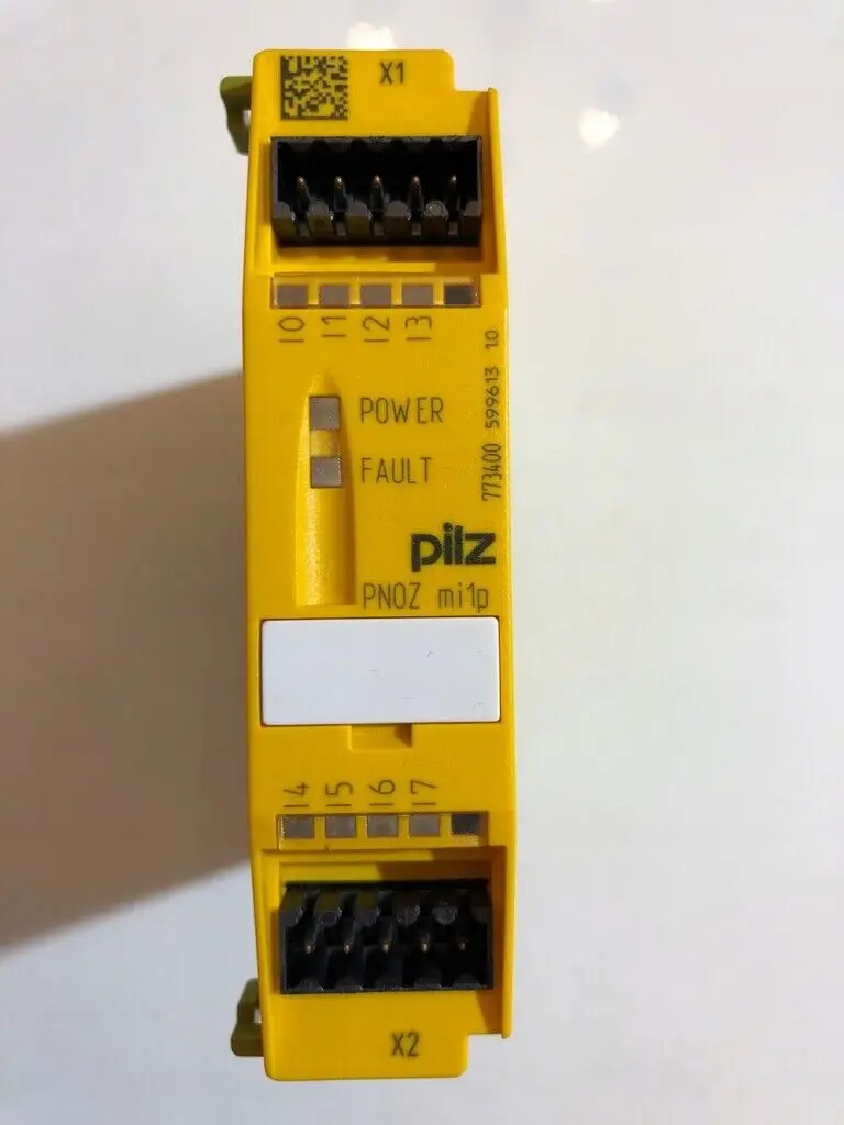 Реле безопасности 774326 8 мА 24 В постоянного тока герметичное PNOZ mi1p