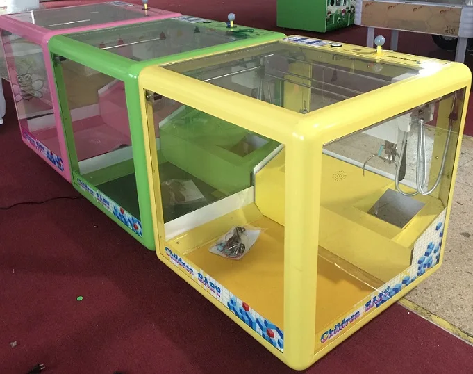 Coin Operated  Magic Cube Mini Glass Claw Crane Game Machine|Amusement Prize Gift Arcade Game Machine For Game Center