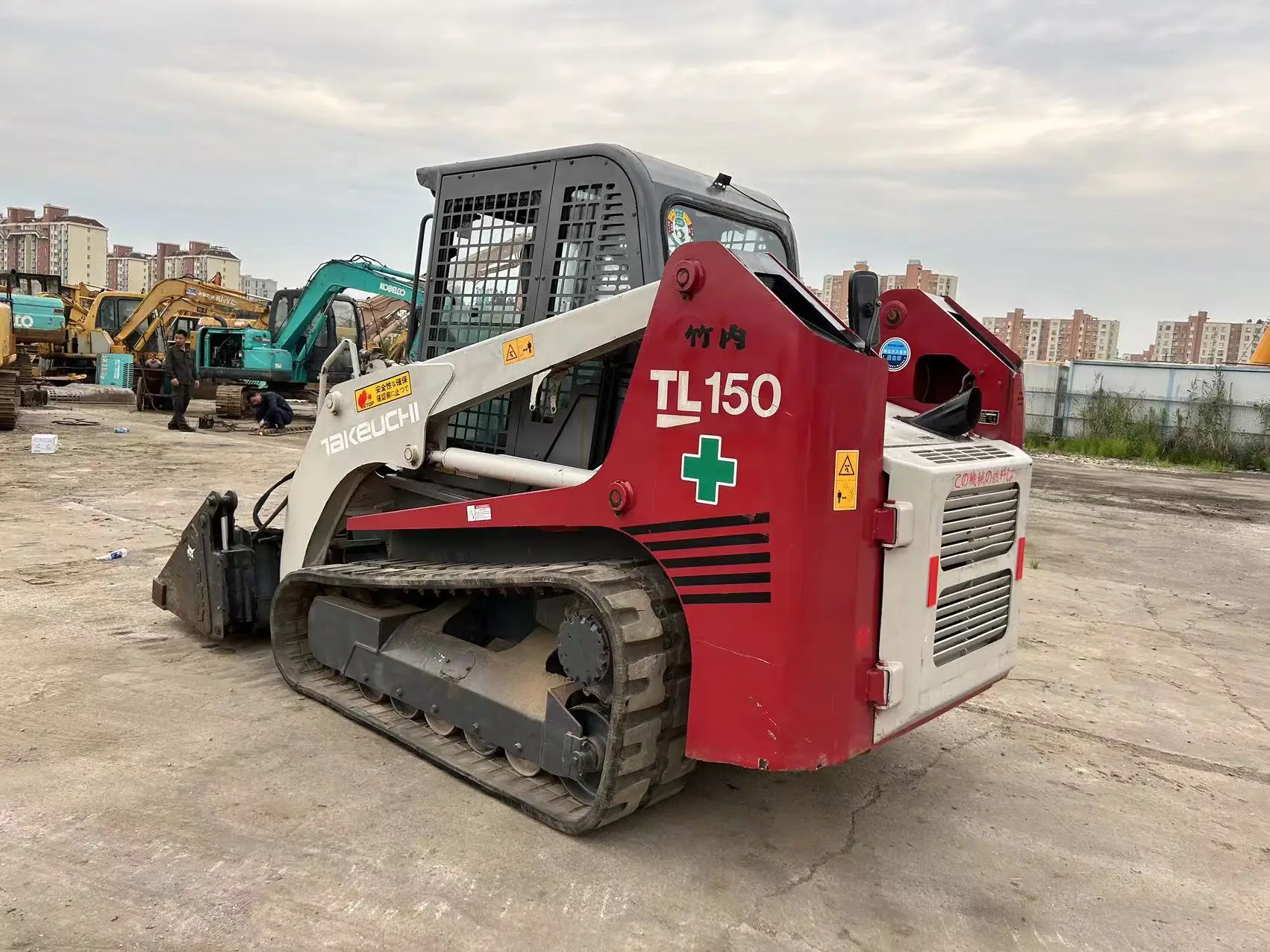 Used Original Japan Brand TAKEUCHI TL150 Track Skid Car  High-performance Small secondhand skid steer in good condition on sale