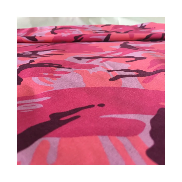2021 new Factory Sell printed knit fabric Pink camouflage printing fabric.